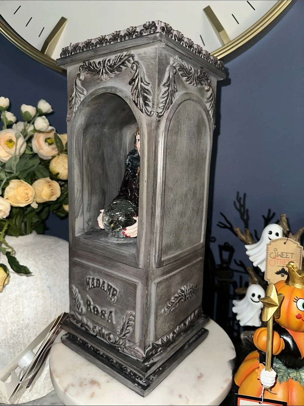 Halloween Madame Rosa Psychic booth